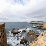 Vicino Al Lungomare, Con Aria Condizionata *